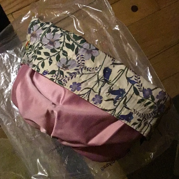 Gucci silky makeup bag/pouch - Picture 5 of 8